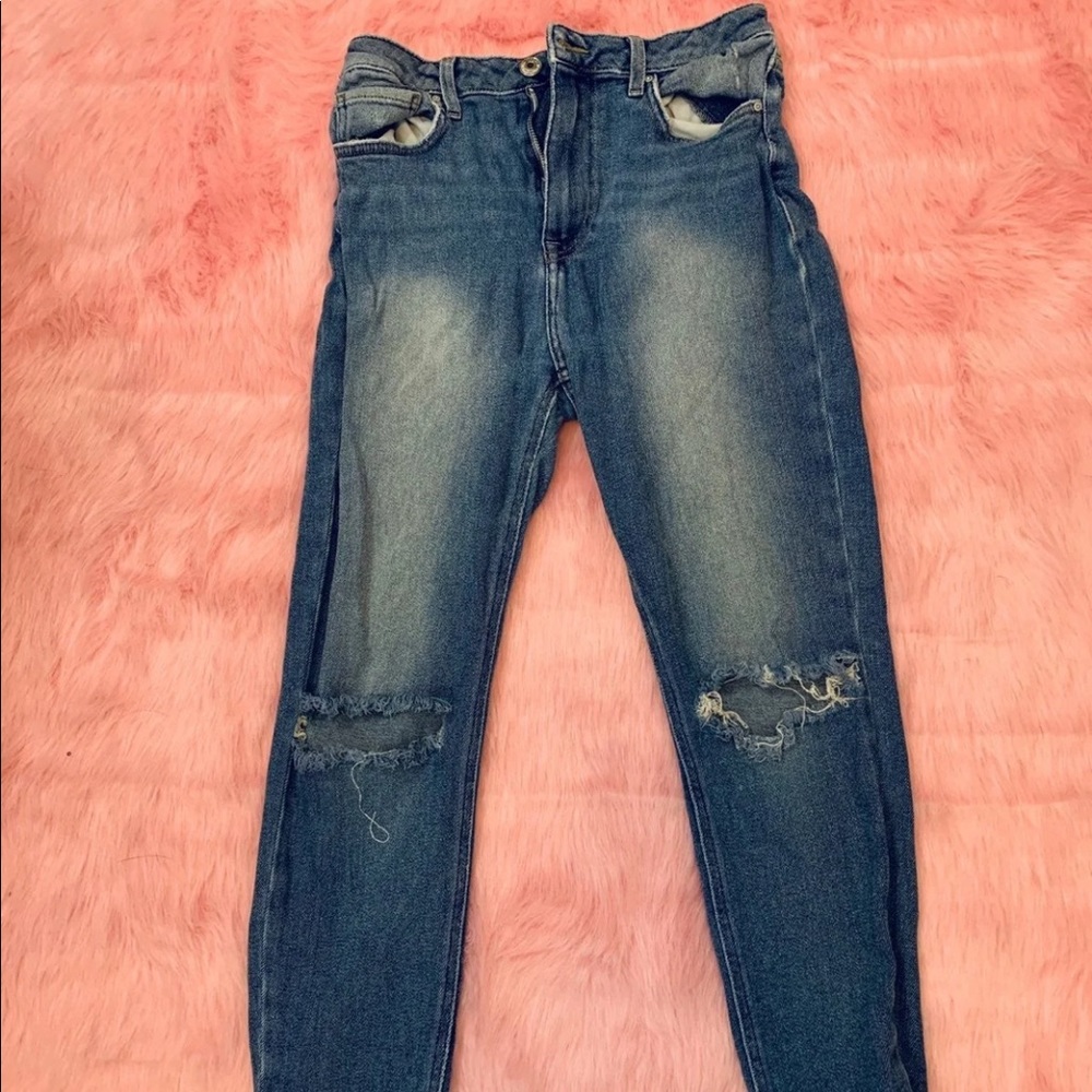 Forever 21 High Waisted Ripped Knee Jeans